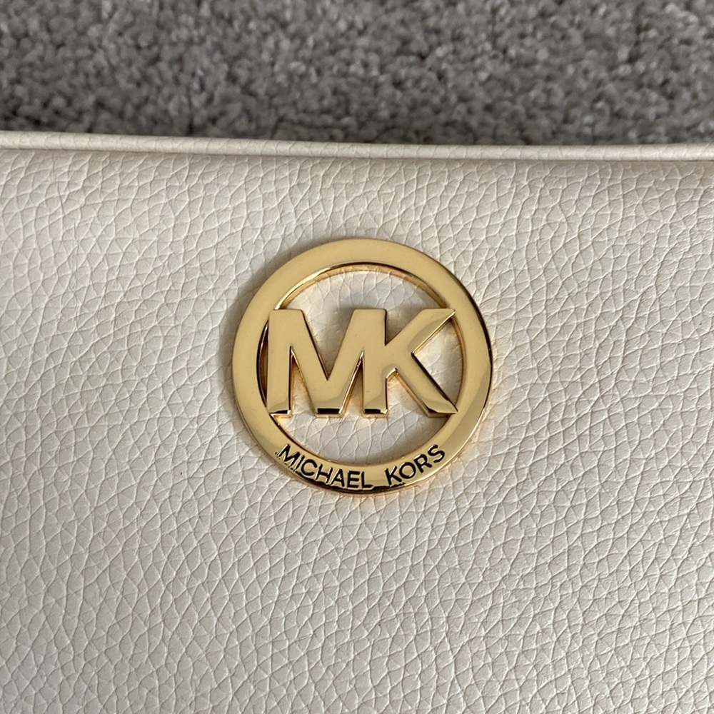 White Rectangular Michael Kors Purse - image 2